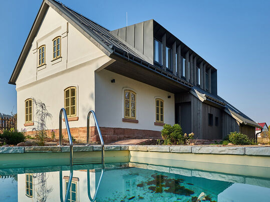 STAVENÍ V PODKRKONOŠÍ